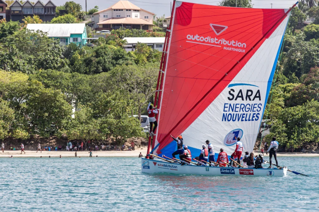 Fédération des Yoles rondes de Martinique - Yole Sara/auto distribution